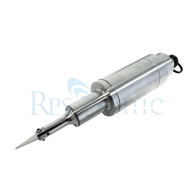 What is the principle of ultrasonic plastic cutting knife?