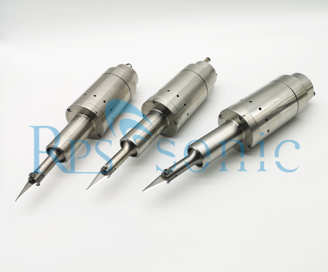 30Khz Robot Arm Ultrasonic Cutting Blade For Plastic/Nylon/Blanket Cutting
