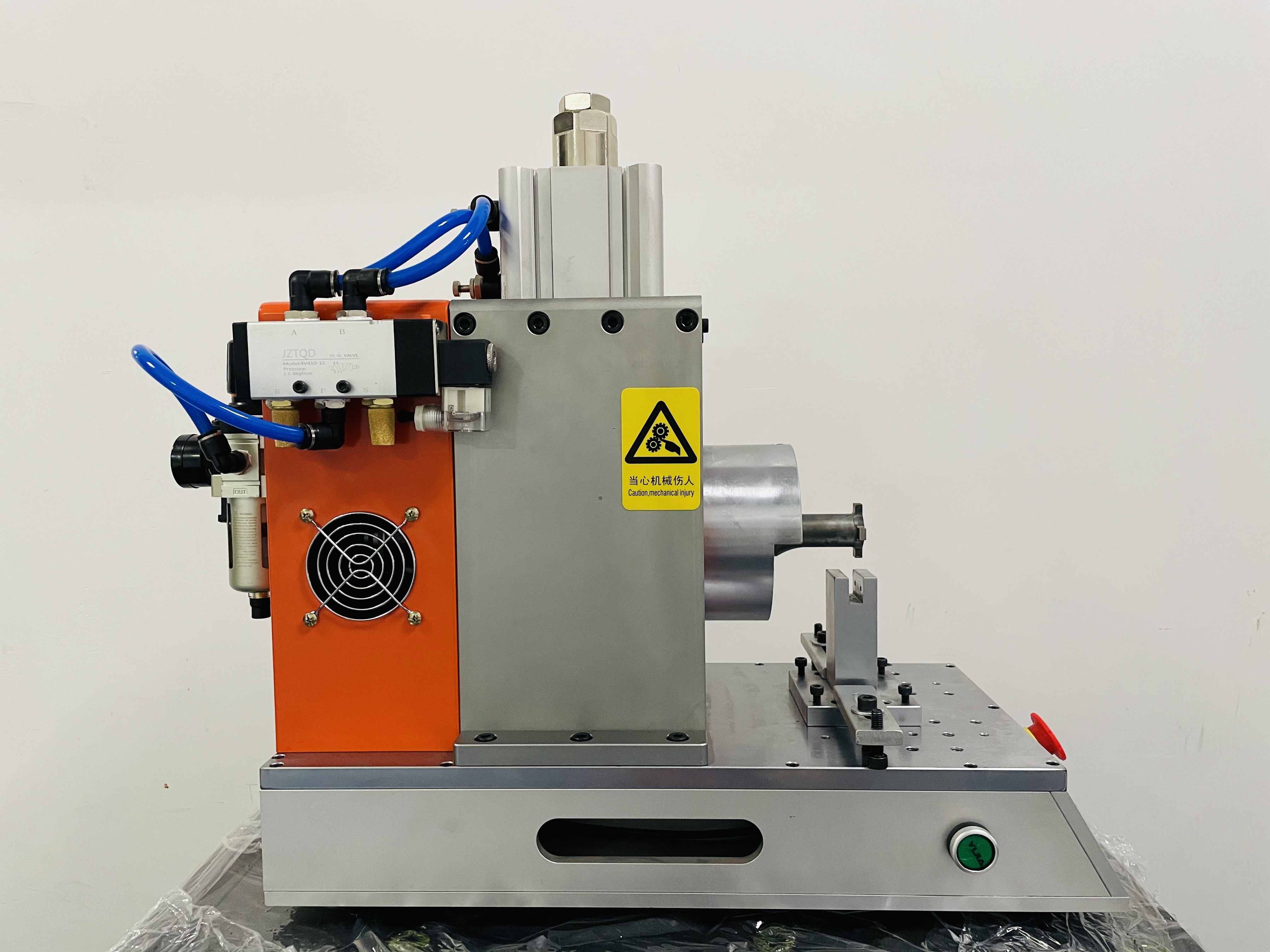 Kitajska Hot sale Factory Ultra Welding Equipment Ltd 6000w