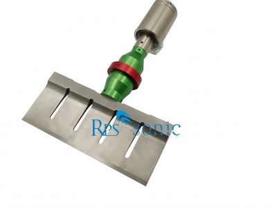 20Khz Stable Titanium Blade Ultrasonic Food Cutting Machine For Bread Cake 20Khz Stable Titanium Blade Ultrasonic Food Cutting Machine For Bread Cake