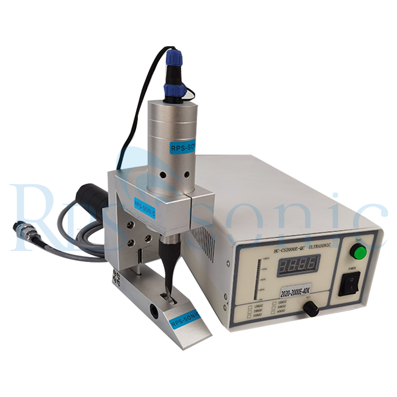40kzhz Ultrasonic Fabric Cutting Machine for Nonwoven Cutting