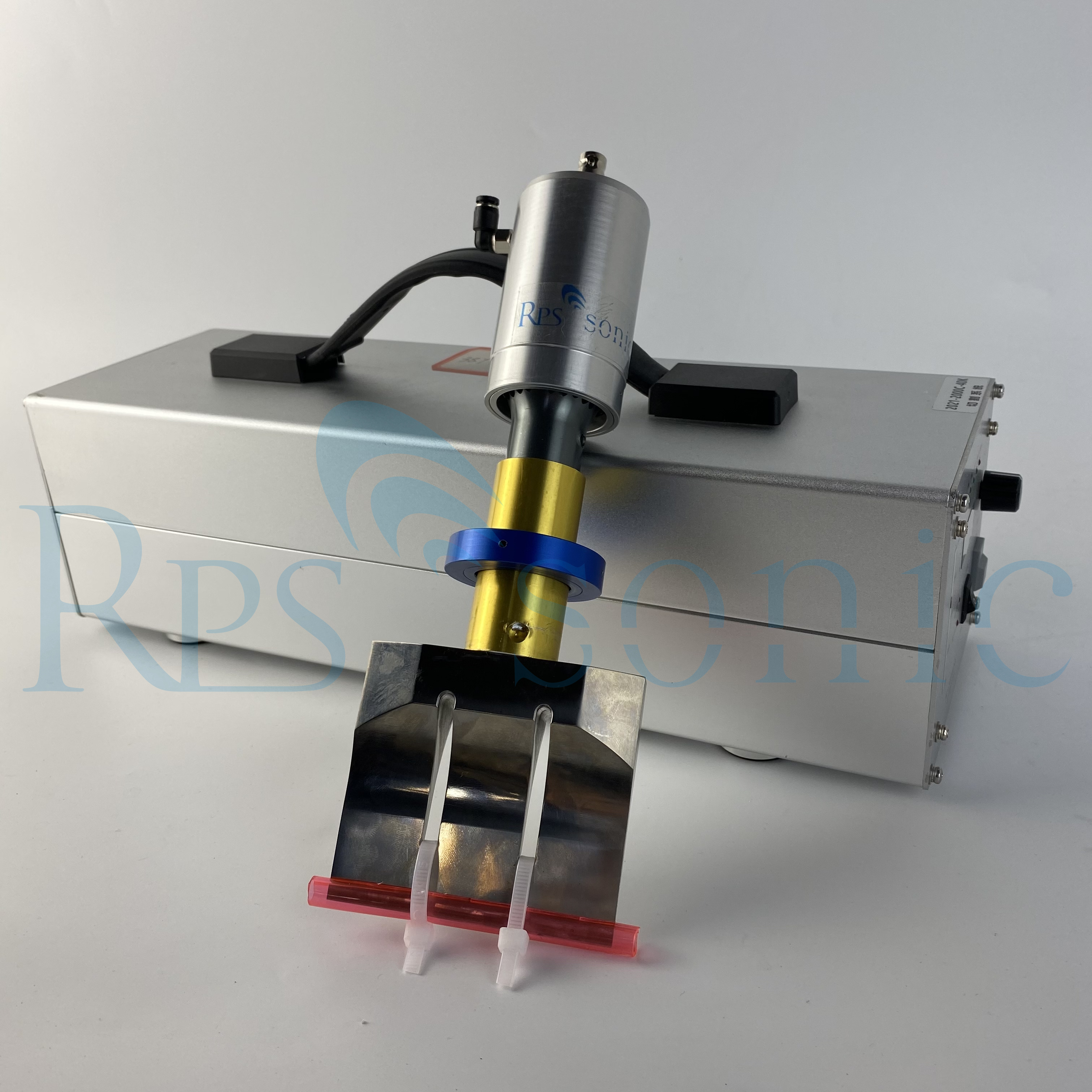 China Cheap price Ultrasonic Cutting Machine -  40Khz 82.5mm Ultrasonic cutting machine For Tire rubber cutting with titanium blade &ndash; Powersonic